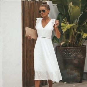 CAROLINA EYELET DRESS XS NWT WHITE DRESS VICIDOLLS